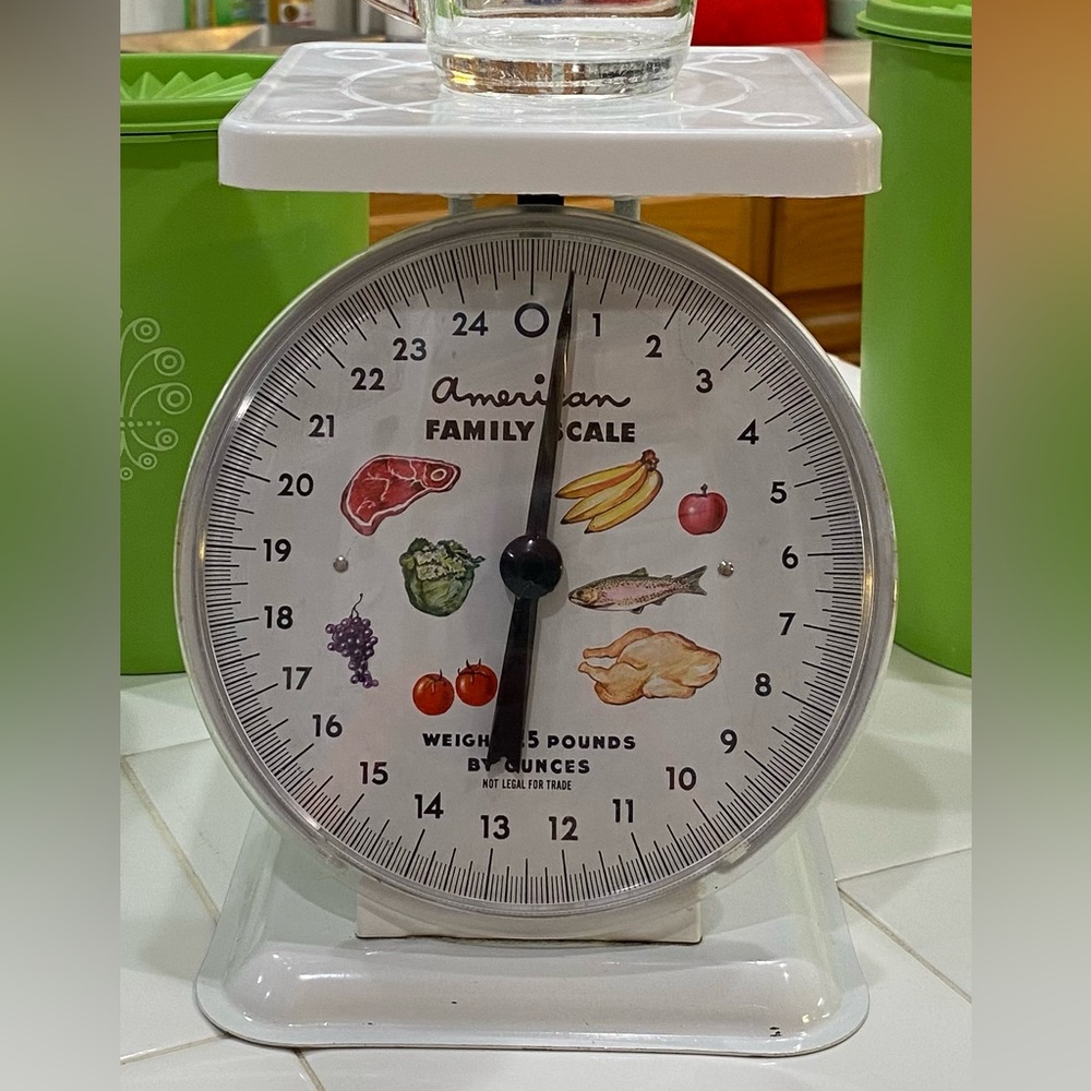 Vintage American Kitchen Scale